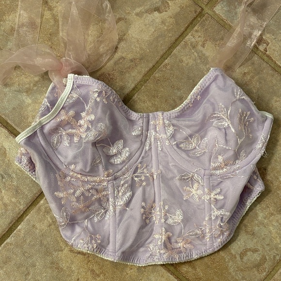 SHEIN Lavender Embroidered Crop Top - Picture 1 of 5